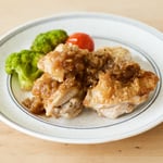 チキンソテー和風玉ねぎソース_トリミング