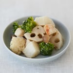 しょうが香るホットなサラダ