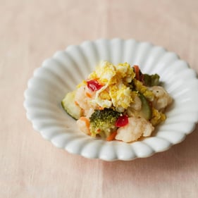 圧縮済み_5種野菜のミモザサラダ