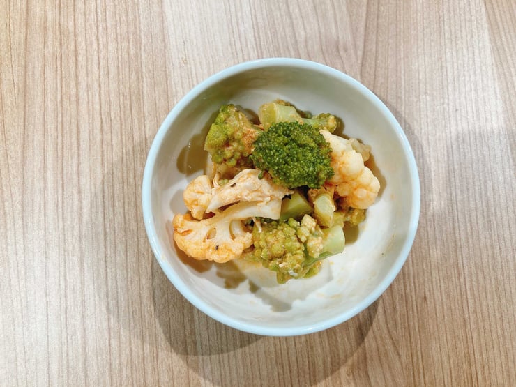 花野菜とチキンのコブサラダ-4