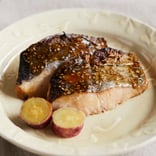 銀サワラの胡麻照り焼き