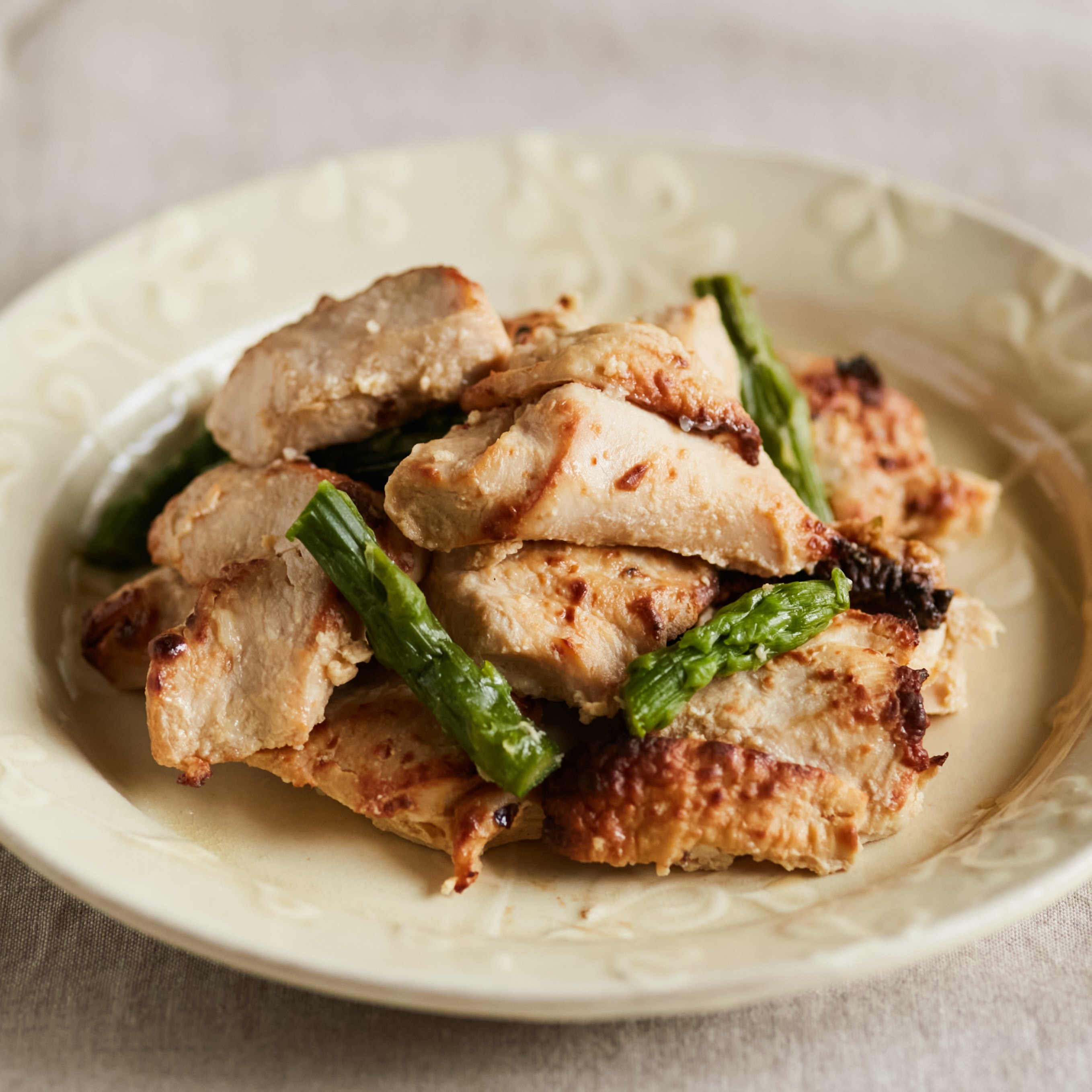 鶏むね肉の味噌漬け焼き-1