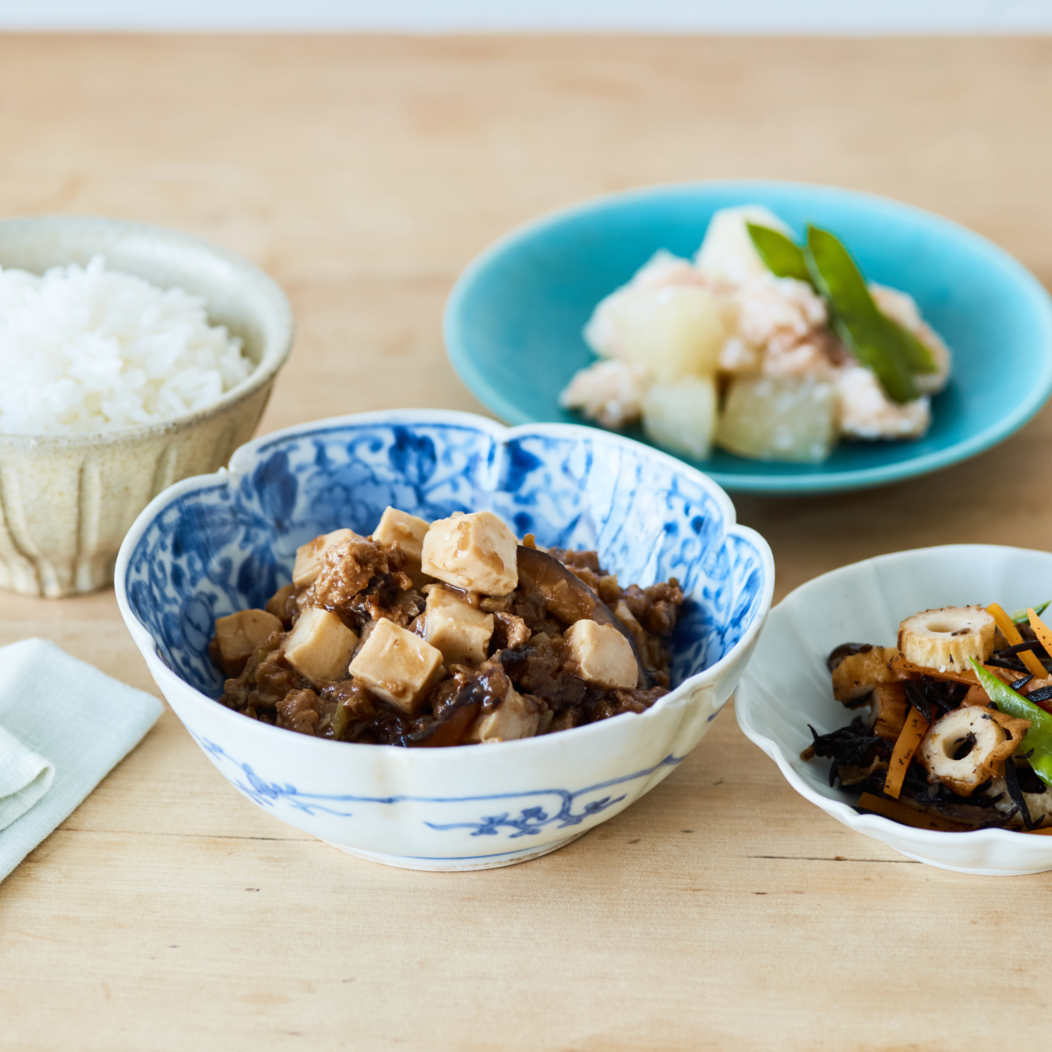 今週のおすすめ「鶏もも肉のかつ節衣揚げ」｜2021年8月9日週のメニュー