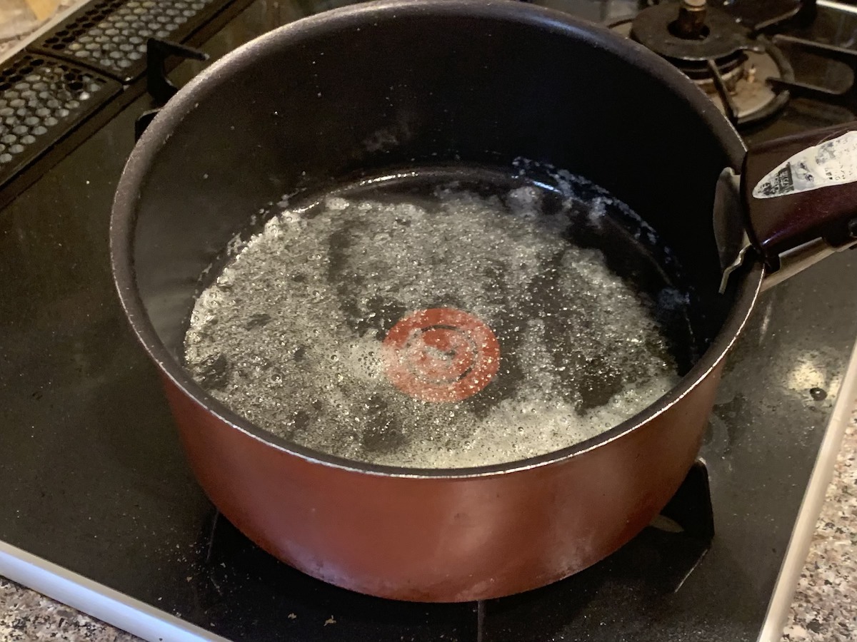 バターを溶かして、、